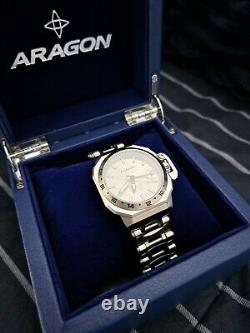 Aragon MillIpede Max GMT Automatic Watch Gray SunRay Dial 42mm 300 Meter A544GRY