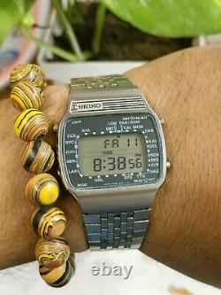 Authentic Quartz World Time Gmt A358-5000 Men's Mint Retro Vintage Watch
