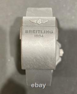 Breitling Bentley GMT B04 S Carbon Auto 45mm NB0434E5/BE94 Watch Selling As-Is
