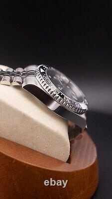 Bruce Wayne GMT 40mm Custom Sub Date Mod Watch Micro adjustment bracelet