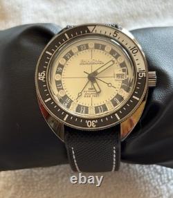 Bulova Oceanographer Snorkel GMT Devil Diver (98B407) 200 Meters Amazing Lume