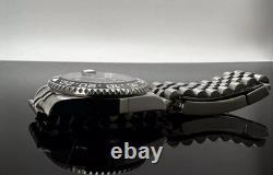 Custom 40mm GMT Style Diver Bruce Wayne Black Grey Mod Watch NH34 Automatic