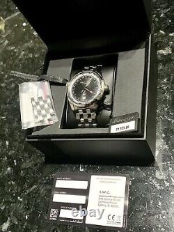 Discontinued Hamilton Jazzmaster Gmt World-timer H326950 With Box And Warranty