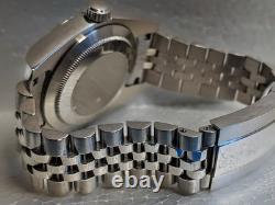 Facet GMT master mens watch with beveled bezel