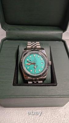 Facet GMT master mens watch with beveled bezel