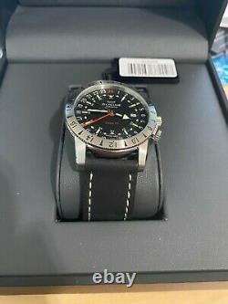 Glycine AIRMAN BASE 22 GL0209 Automatic 42mm Black Dial Leather Wrist Watch