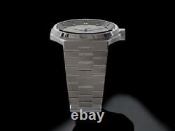 Lum-tec Watch Eclipse E1, Auto with integrated bracelet, MDV, Made in USA 42mm NEW