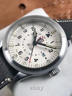 Luminox XA. 9527 P-38 Men's GMT Beige Dial Sapphire Lightning Pilot Watch