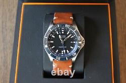 Mido Ocean Star GMT Swiss Automatic with Leather and Blue Straps