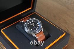 Mido Ocean Star GMT Swiss Automatic with Leather and Blue Straps