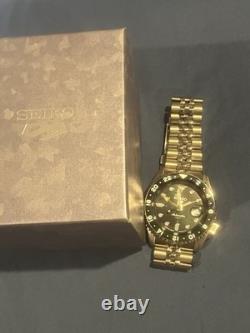 New Seiko 5 Sports SKX Sports GMT Green Dial Stainless Steel Watch SSK035