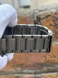 Nixon the passport Jet set world time gmt black dial Swiss Made Quartz Watch