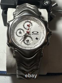 Oakley GMT World Time Alarm Quartz Chronograph Date 43mm Silver White Dial