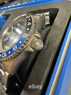 Oceaneva Men's Deep Marine Explorer GMT Automatic Batman Stainless Steel