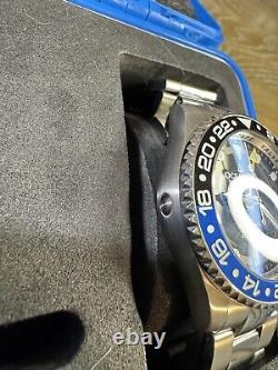 Oceaneva Men's Deep Marine Explorer GMT Automatic Batman Stainless Steel