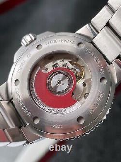Oris Aquis GMT Swiss Automatic Men's Diver Watch Ceramic Bezel Blue Dial Steel