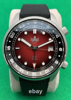 PHOIBOS Eagle Ray Red Dial 300 Meter GMT Dive Watch