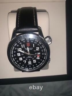 RARE Mens 42MM Victorinox Automatic 24832 Airboss MACH 5 GMT World Time Watch