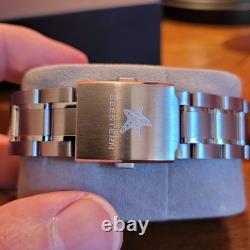 Seestern S456 GMT Automatic Burst Green Dial with Dual Color Sapphire Bezel