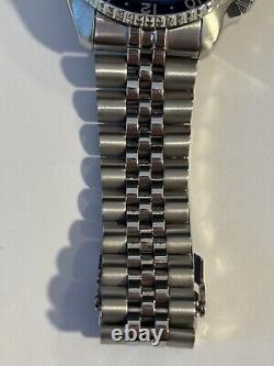 Seiko 5 Sports GMT Series 42.5mm Men's Watch Blue Dial + 2 Free Straps