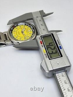 Seiko Alba Gmt World Time Quartz Yellow Dial Vx42-x067 Japan Men's