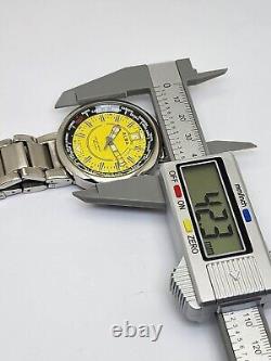 Seiko Alba Gmt World Time Quartz Yellow Dial Vx42-x067 Japan Men's