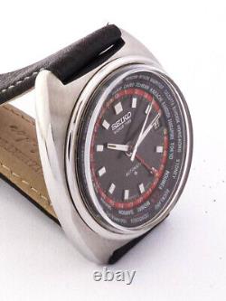 Seiko World Time pilot wristwatch GMT