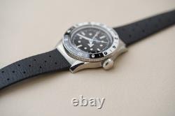 Serica 8315-1 GMT COSC 39mm 9 Crown Steel Automatic Watch Oreo