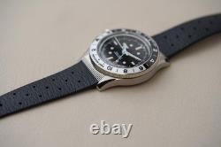 Serica 8315-1 GMT COSC 39mm 9 Crown Steel Automatic Watch Oreo