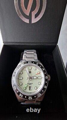 Signum Cuda GMT Ti Green Fully Lumed Dial