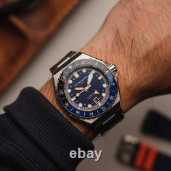 Spinnaker Dumas GMT Automatic Blue / Stainless Steel Blue Dial Stainless Steel