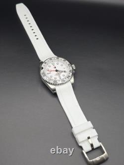 The World Traveller GMT Analog Watch Men's