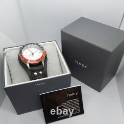 Timex GMT Silver Dial with Blue-Red Bezel Quartz Mens Mod. Watch TW2U99100