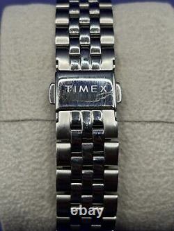 Timex Waterbury Traditional GMT Pepsi Quartz Men's Watch TW2U99100