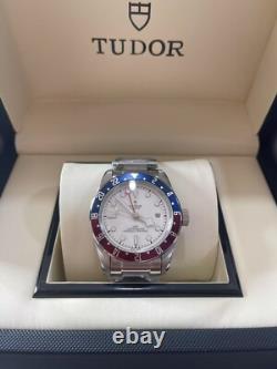 Tudor Classic Black Bay 79830RB GMT Automatic Mechanical Men's Watch