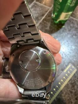 Unisex Wristwatch TIMEX Q DIVER GMT TW2V38000 Stainless Steel Black SWISS MADE