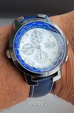 Universal Geneve Polar Compax GMT 898.111 WORLD TIME CHRONOGRAPH 44MM MEN'SWATCH