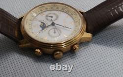 VTG Wittnauer QWR Moonphase Watch Men 37mm World Time Presentation Mobil Oil