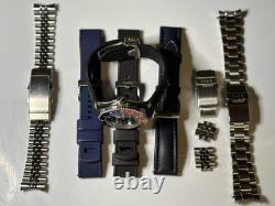 Vaer G7 Meridian Swiss GMT 39mm $1199 msrp 4 straps plus Vaer oyster & jubilee