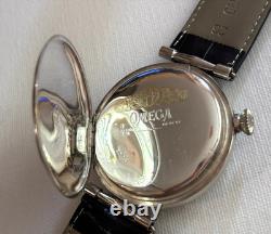 Very Rare Omega GMT World Time Men's Wristwatch Swiss Made Big Size 49 mm