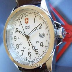 VictorINOX SWISS ARMY Men INFANTRY DUAL TIME 4 HANDER GMTCream DlBrown Leather