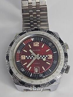 Vintage 1970s Men's Aldor GMT World Time 17 Jewels Date Red Dial 42mm Watch