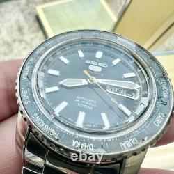 Vintage SEIKO 5 Sports Automatic Watch NH36A World Time Black Day Date GMT RUNS