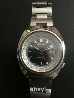 Vintage Seiko World Time GMT 6117-6400 Rare Linen Dial Excellent Condition