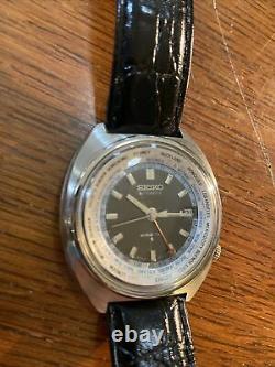 Vintage Seiko World Time GMT 6117-6400 Rare Linen Dial Great Condition