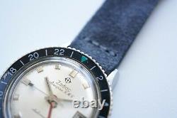 Vintage Zodiac Aerospace GMT Automatic Silver DIal -Black/Grey Bezel Ref 752 934