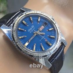 Vintage swiss 100 men's automatic watch day/date GMT Blue dial 1970s