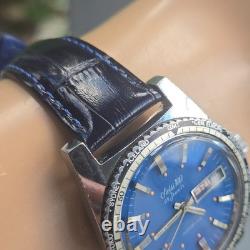 Vintage swiss 100 men's automatic watch day/date GMT Blue dial 1970s
